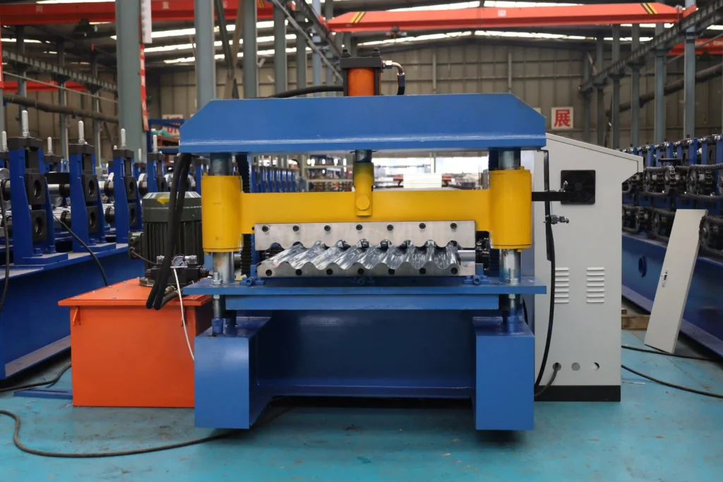 corrugated-sheet-roll-forming-machine