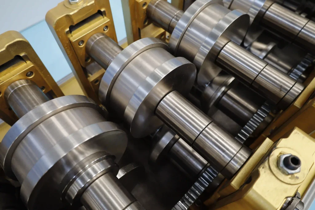 roll-forming-machine