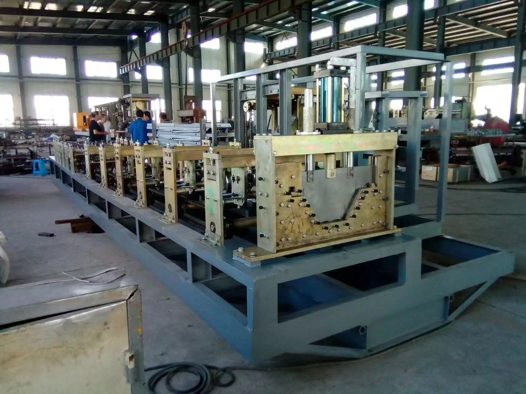 k-span-roll-forming-machine