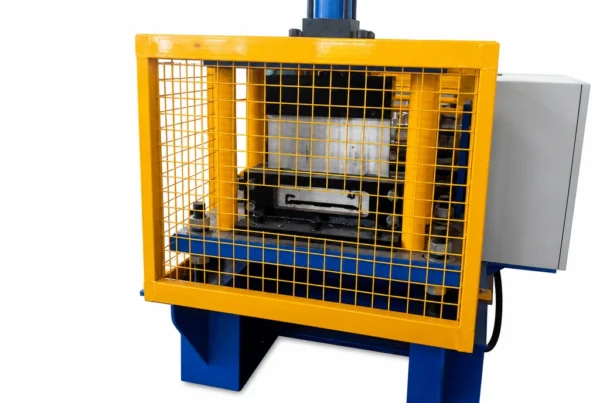 fascia-roll-forming-machine